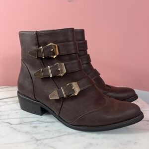 Yoki Women's Booties Faux Leather Erica Buckle Boots Zip Up size 8.5